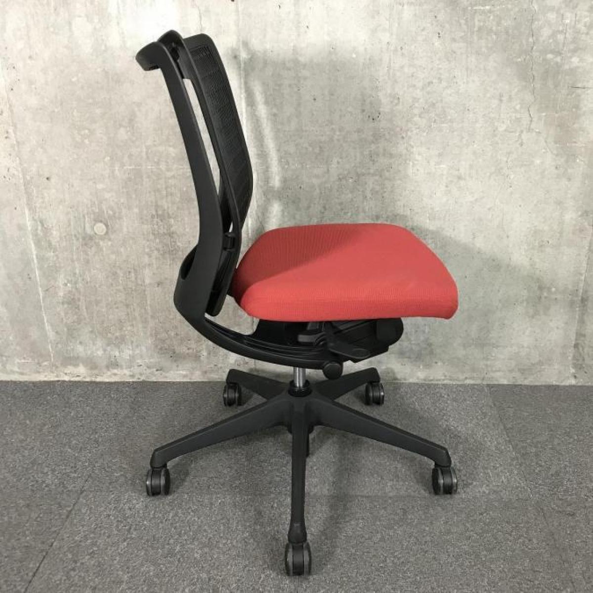 中古】ヴィスコンテチェア CW14ZA オカムラ/okamura 肘無ロー 中古】ヴィスコンテチェア CW14ZA オカムラ/okamura 肘無ロー