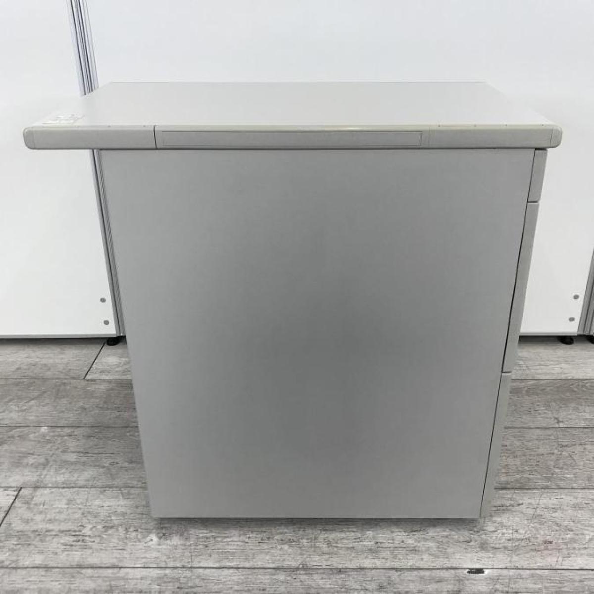中古】SD-V DS33V1 MB51 オカムラ/okamura 脇机3段 512928 中古】SD-V DS33V1 MB51 オカムラ/okamura 脇机3段 512928