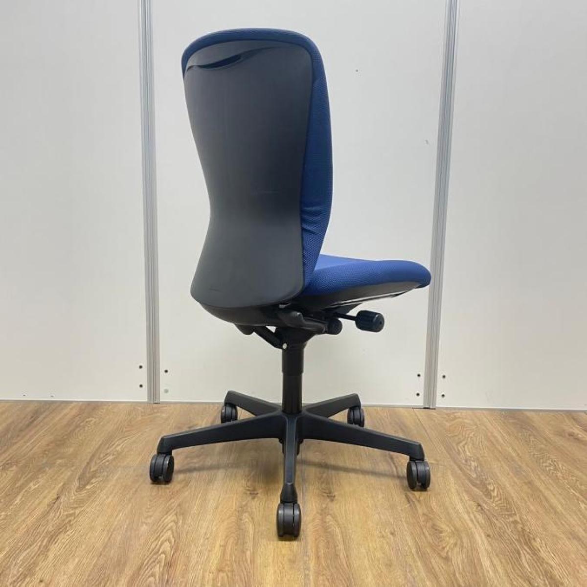中古】スラート オカムラ/okamura 肘無ハイバックチェア 513045 中古】スラート オカムラ/okamura 肘無ハイバックチェア 513045