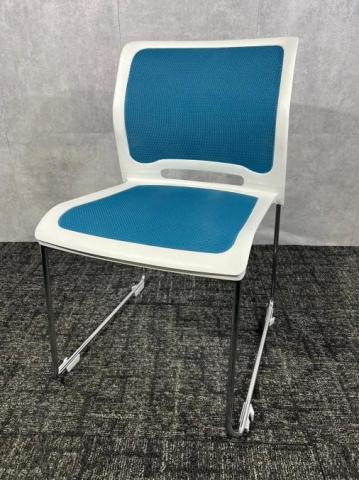 コクヨ（KOKUYO） スタッキングチェア 一覧 - 中古オフィス家具