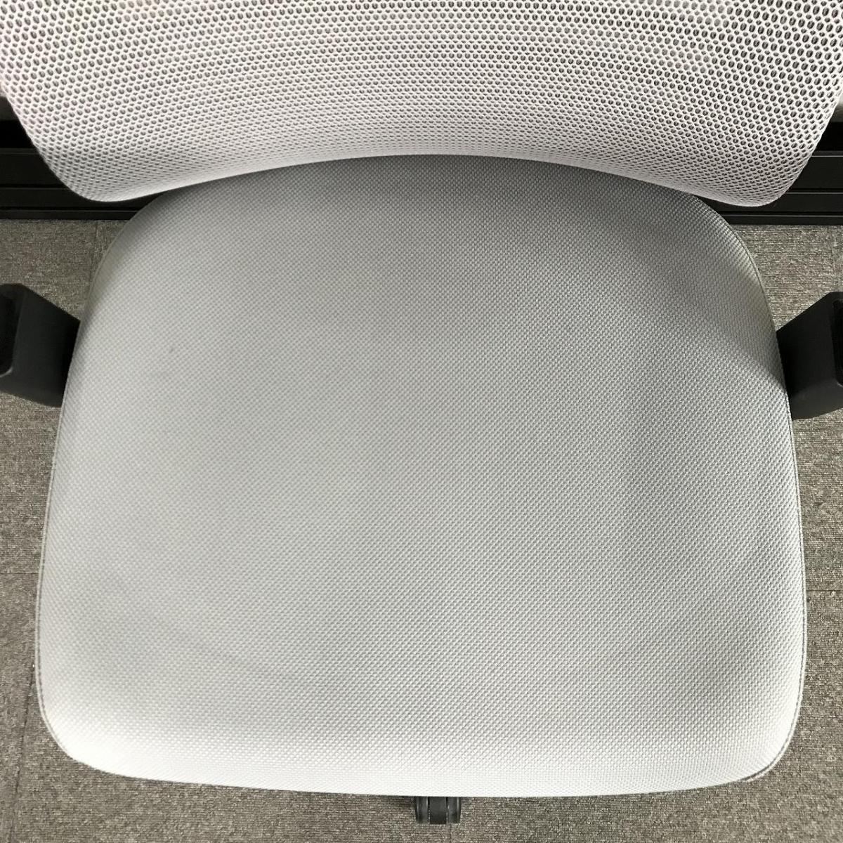 中古】ベゼル 樹脂脚 コクヨ/KOKUYO 肘付ハイバックチェア