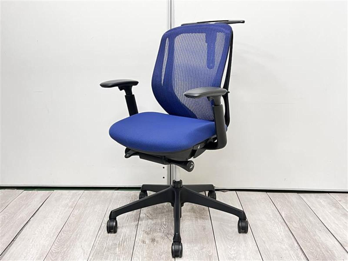 【前傾機能チェアの代名詞！大人気シルフィーチェア！】■オカムラ(okamura))製　シルフィー（Sylphy）　肘付き　ローバック　■背面メッシュ　■可動肘　■ミディアムブルー×ブラックシェル
                        シルフィーメッシュ
                                    中古
            