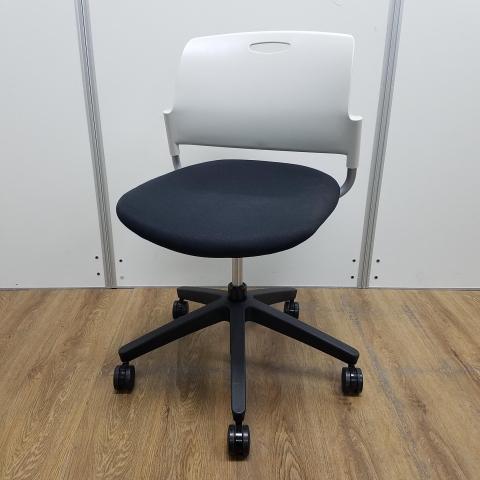 【中古】AJ CHAIR オフィスチェア UCHIDA 2018年製造 6 ウチダ（UCHIDA) AJチェア(AJ CHAIR) 一覧 - 中古オフィス家具