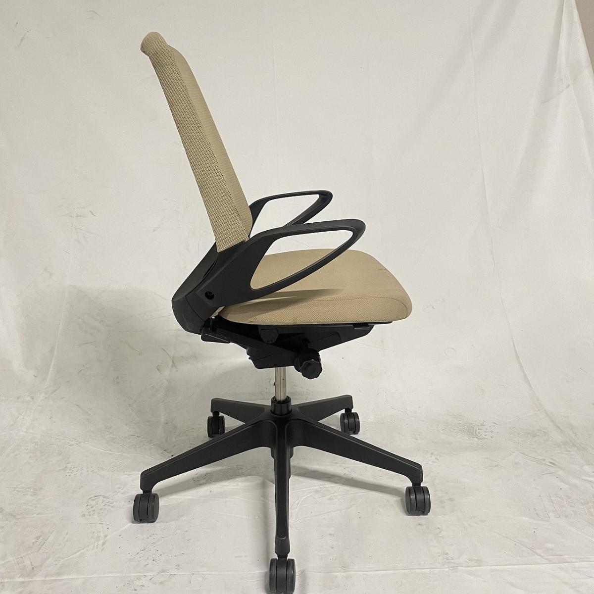 中古】ノート KJ-176JB-T1Y3 イトーキ/ITOKI 肘付ハイバック 中古】ノート KJ-176JB-T1Y3 イトーキ/ITOKI 肘付ハイバック