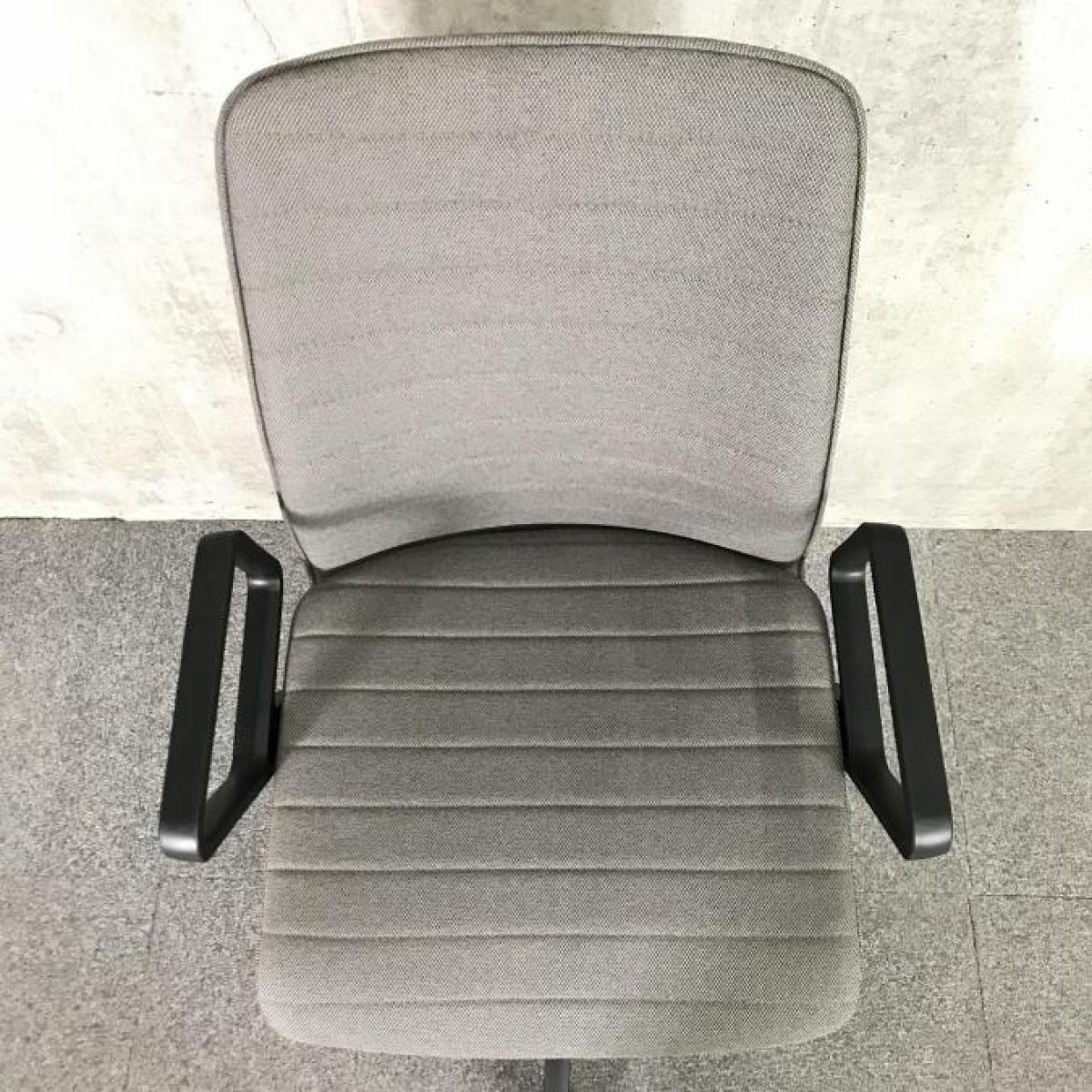 中古】ファブレ クッション コクヨ/KOKUYO 肘付ハイバックチェア 中古】ファブレ クッション コクヨ/KOKUYO 肘付ハイバックチェア