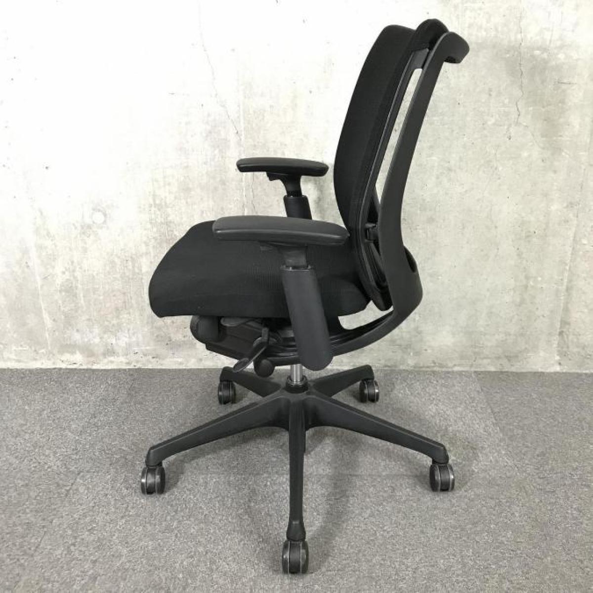 中古】ヴィスコンテチェア CWC6ZA FBA1 オカムラ/okamura 肘付 中古】ヴィスコンテチェア CWC6ZA FBA1 オカムラ/okamura 肘付