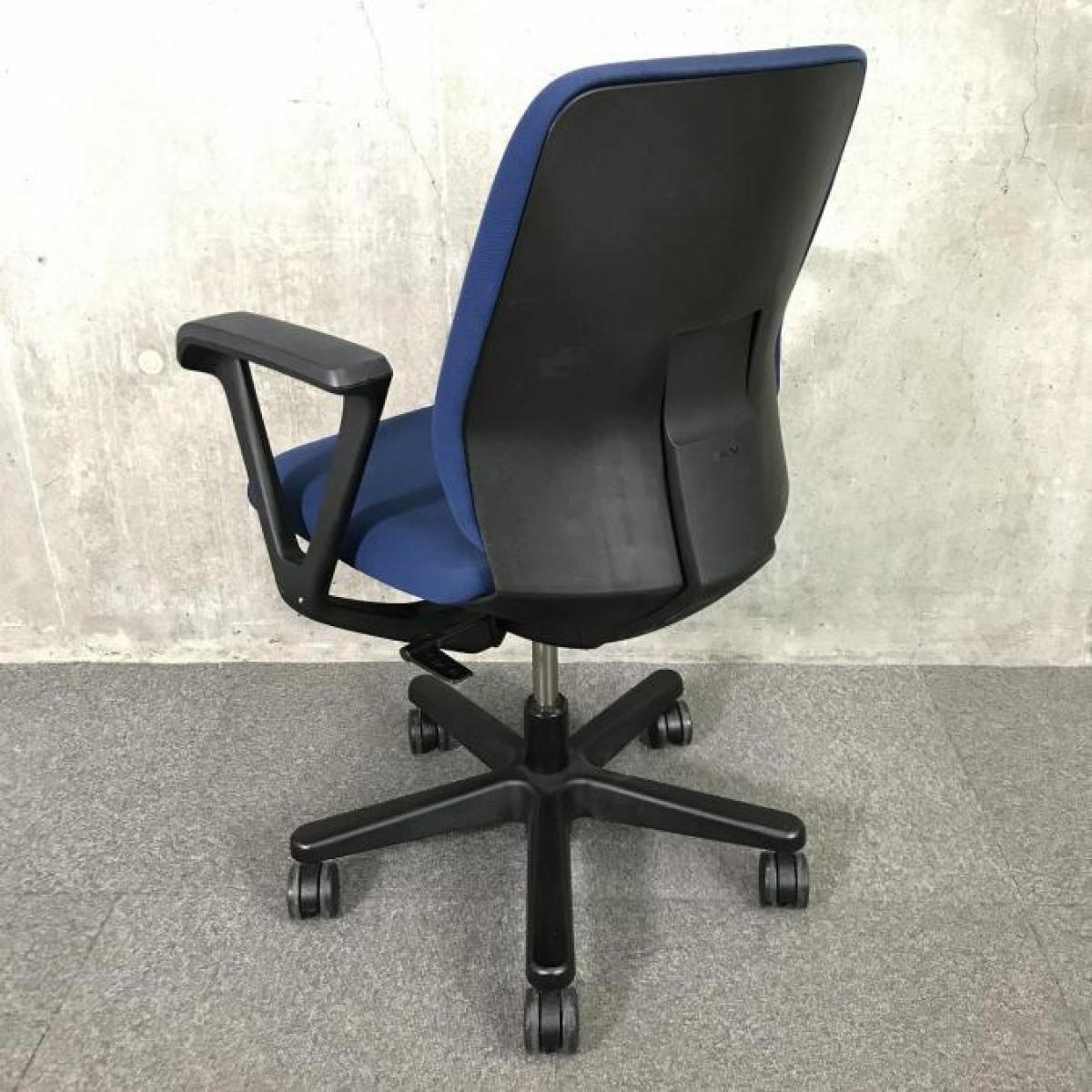 中古】トルテチェア イトーキ/ITOKI 肘付ローバックチェア