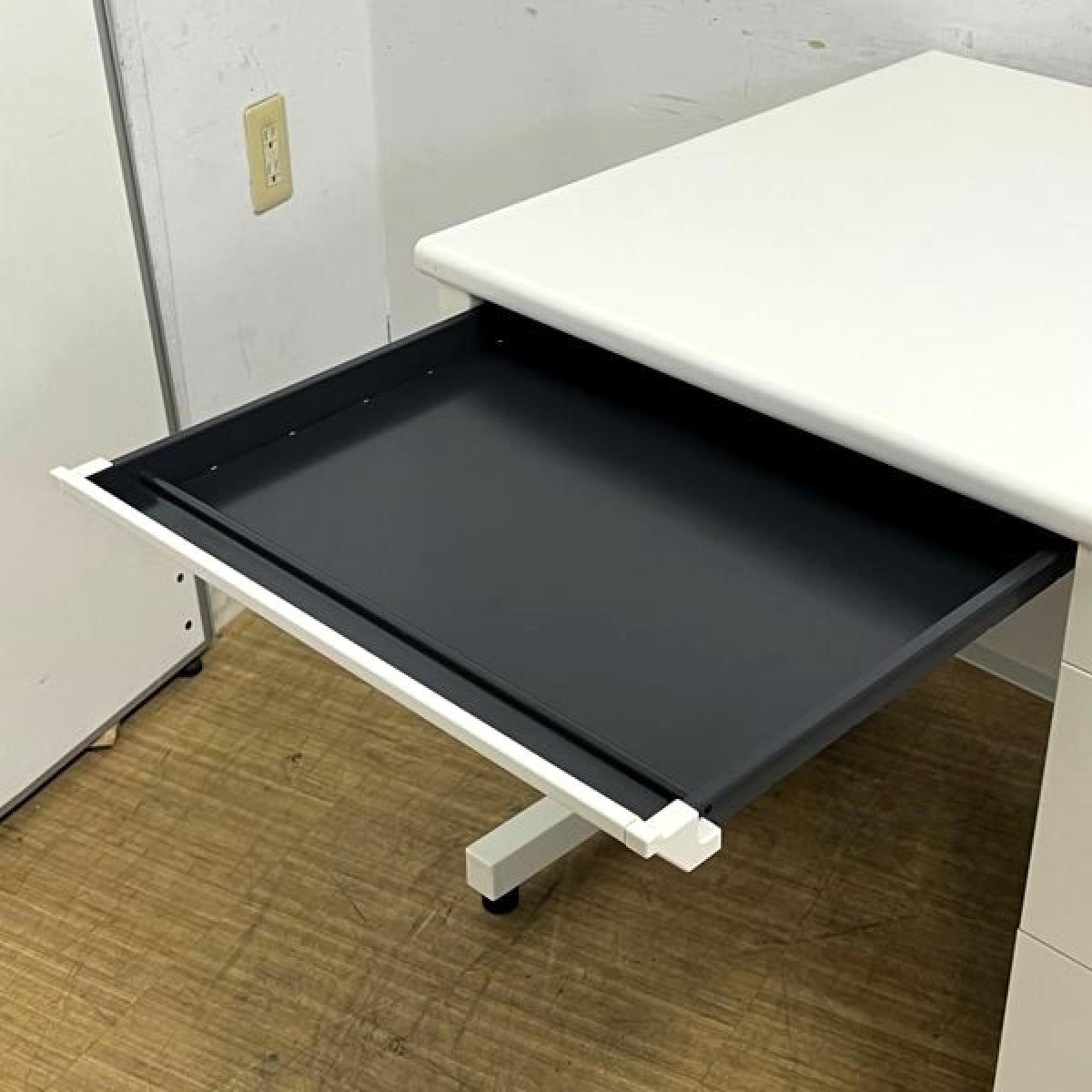 中古】JSシリーズ JS-T107 W4 プラス/PLUS 片袖机 513490 - 中古