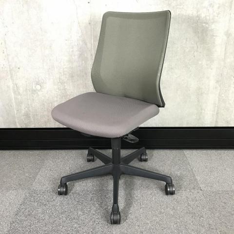 フルーエントチェア CB85ZR-FKA2 オカムラ（okamura） - 中古オフィス  