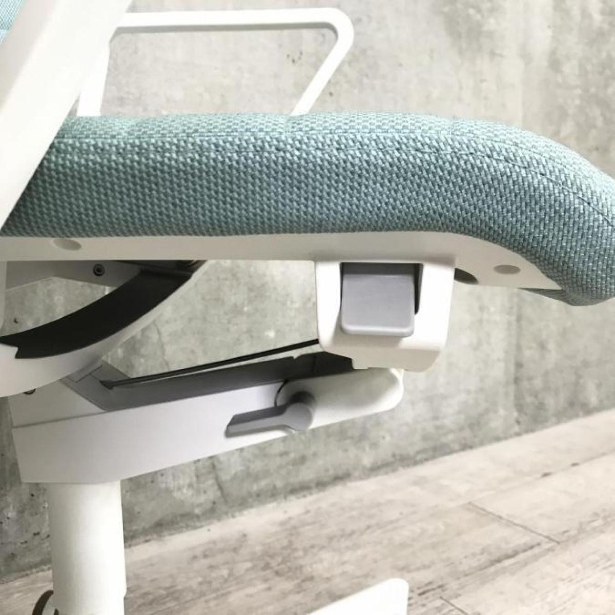 中古】ファブレ クッション コクヨ/KOKUYO 肘付ローバックチェア 中古】ファブレ クッション コクヨ/KOKUYO 肘付ローバックチェア
