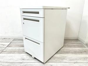 【定価約8万円】【シンプルなデザインの3段脇机】■内田洋行/スカエナ　■ホワイト　■3段　■シリンダー錠　■引き出し