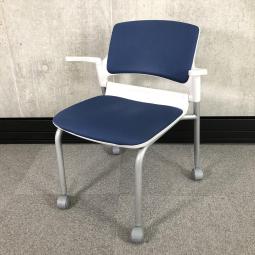 中古】 Cassina/カッシーナ スタッキングチェア 485804 - 中古 中古】 Cassina/カッシーナ スタッキングチェア 485804 - 中古