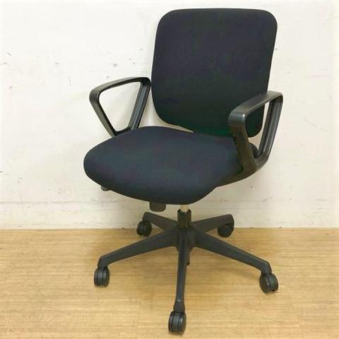 受注生産品】 オカムラ オフィスチェア フィノラ ハイバック 肘