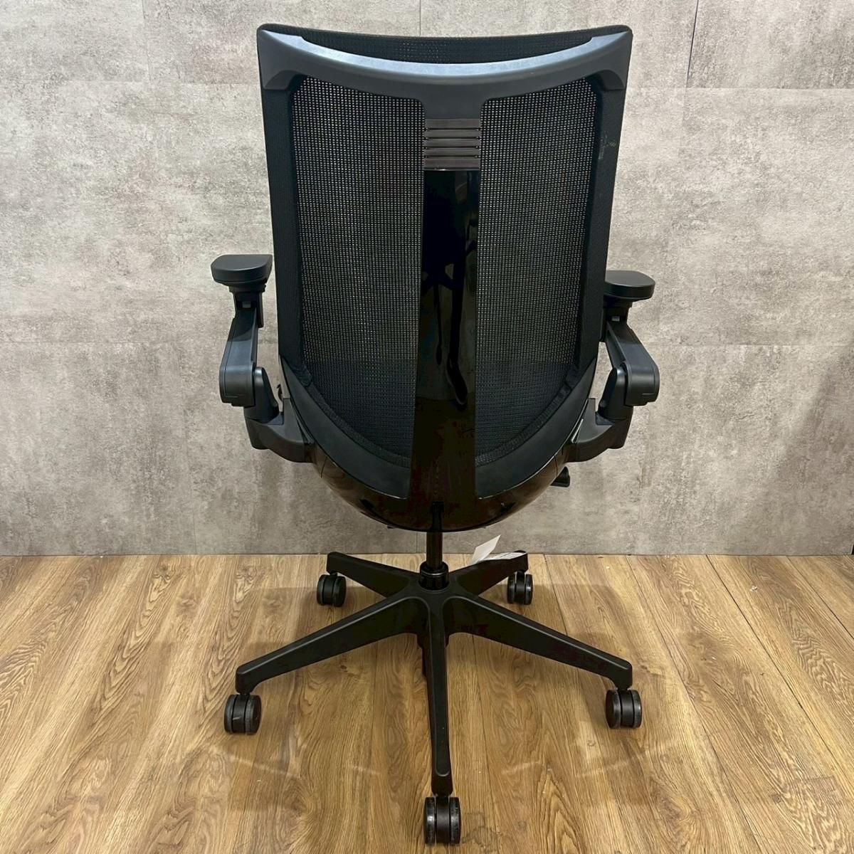 中古】アクト メッシュ 樹脂 KG-477JV-T1T1 イトーキ/ITOKI 肘付