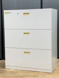 【在庫入替品】【使い勝手の良い3段引き出し式の書庫です！】■ウチダ（UCHIDA）　BEストレージ　3段ラテラル書庫　ローキャビネット　■ホワイト　■シリンダー錠