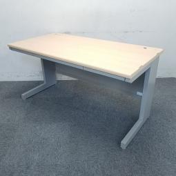 【幅広いワークスペースで作業効率アップ！】■ウチダ　フィードシリーズ　平デスク　W1400×D700×H700mm　ナチュラル木目カラー【UCHIDA　FEED】