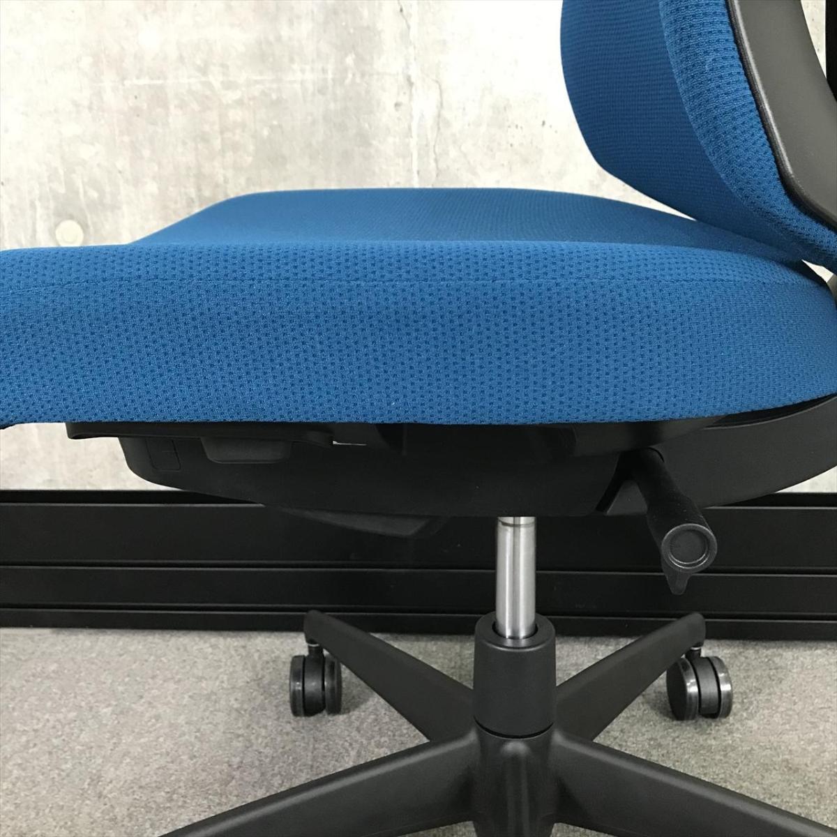 中古】ウィザード4 C06S-12C-BK1 コクヨ/KOKUYO 肘無ハイバック