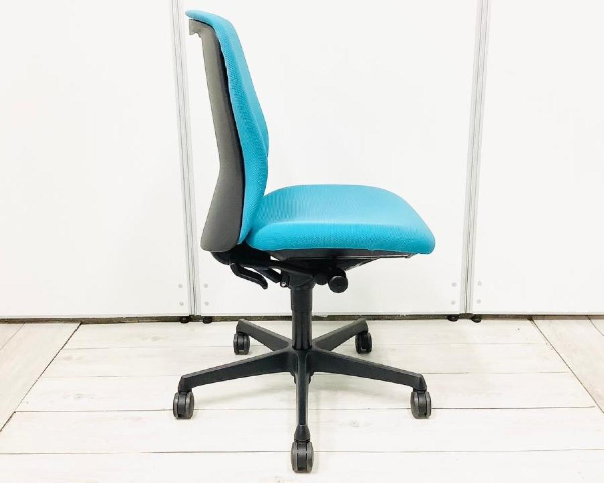 中古】スラート オカムラ/okamura 肘無ハイバックチェア 515449 中古】スラート オカムラ/okamura 肘無ハイバックチェア 515449