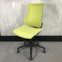 【在庫入替セール品につき限定特価！】【関東倉庫在庫品】【腰部が安定するハイパフォーマンスチェア！】■イトーキ製　エフメッシュ　肘無ハイバックチェア　■イエロー【弊社使用欄：A00977637】【ECBMC】