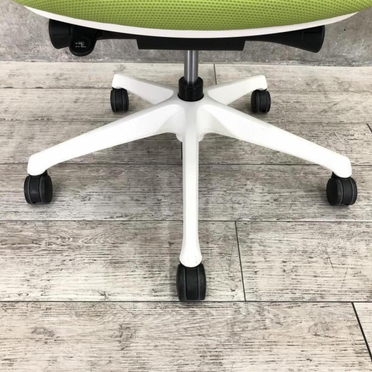 中古】シルフィーメッシュ 3 オカムラ/okamura 肘無ローバック 中古】シルフィーメッシュ 3 オカムラ/okamura 肘無ローバック