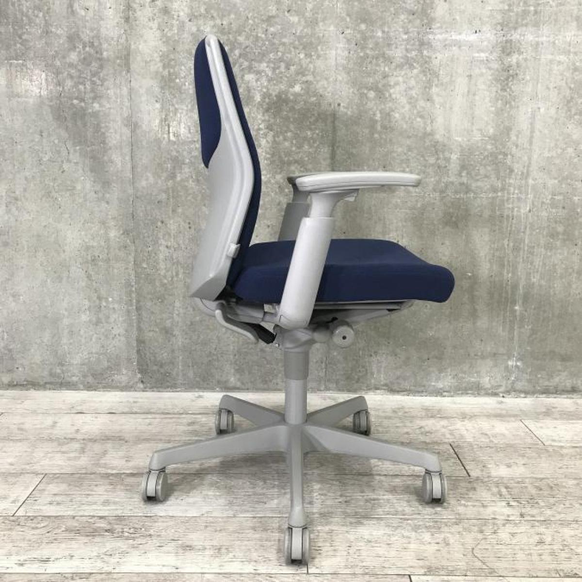 中古】エスクード オカムラ/okamura 肘付ローバックチェア 515749 