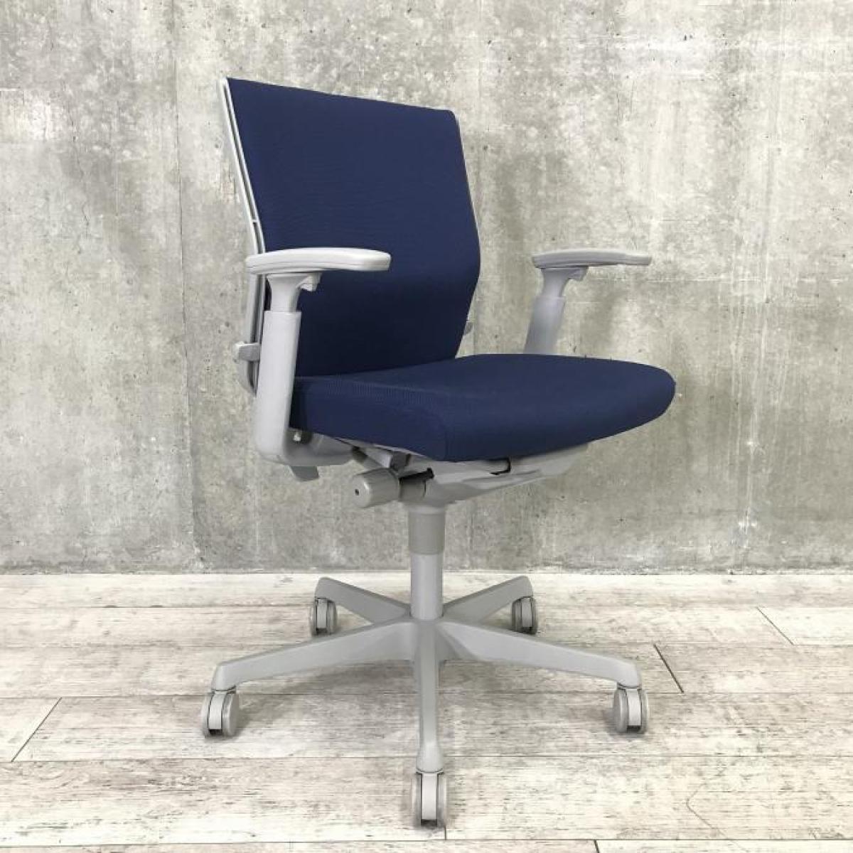中古】エスクード オカムラ/okamura 肘付ローバックチェア 515749 