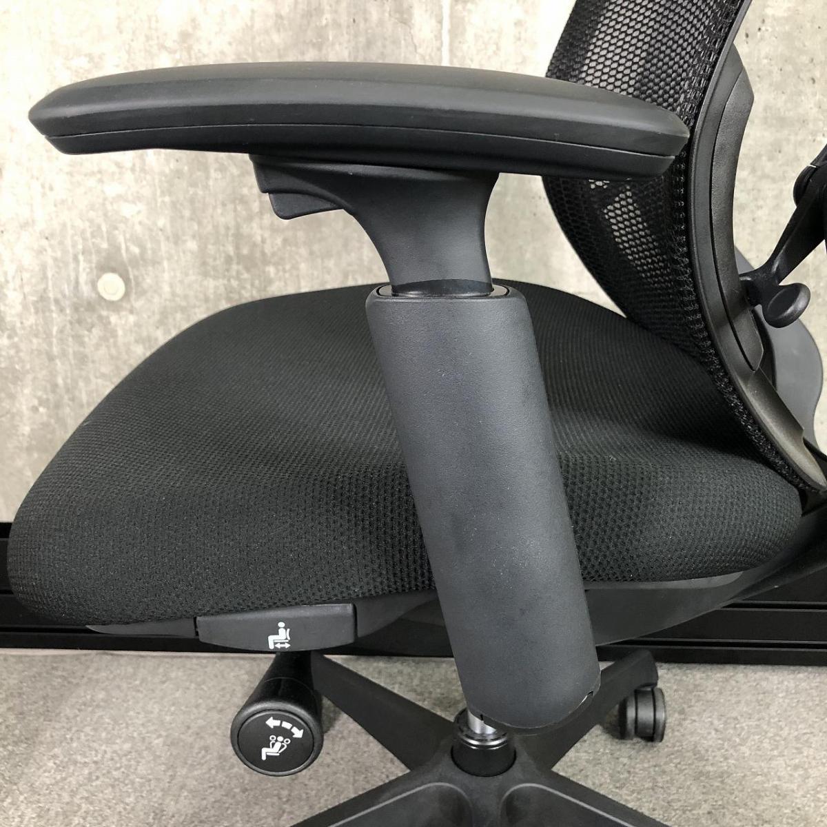 中古】シルフィーメッシュ C681XR FMP1 オカムラ/okamura 肘付