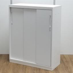 【関西倉庫在庫】コクヨ製　エディアシリーズ　ホワイト　W900×D400サイズホワイト天板/ベース付き　スライド引き戸だから開閉スペースに困りません　奥行400サイズ　3枚引き違い書庫！！