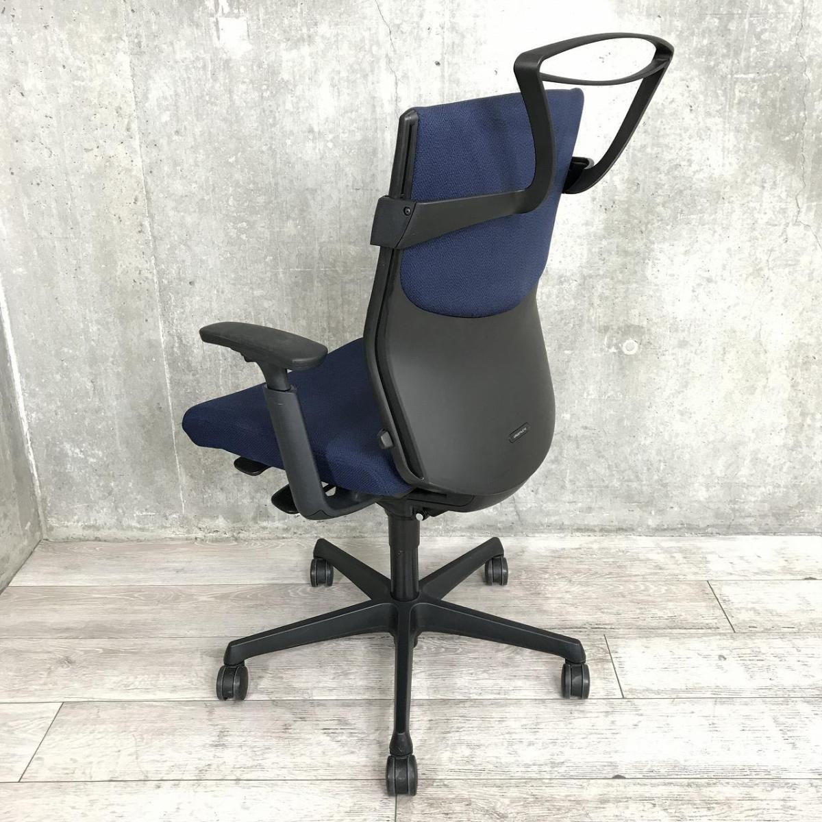 中古】エスクード C496ZR FFW4 オカムラ/okamura 肘付ハイバックチェア 