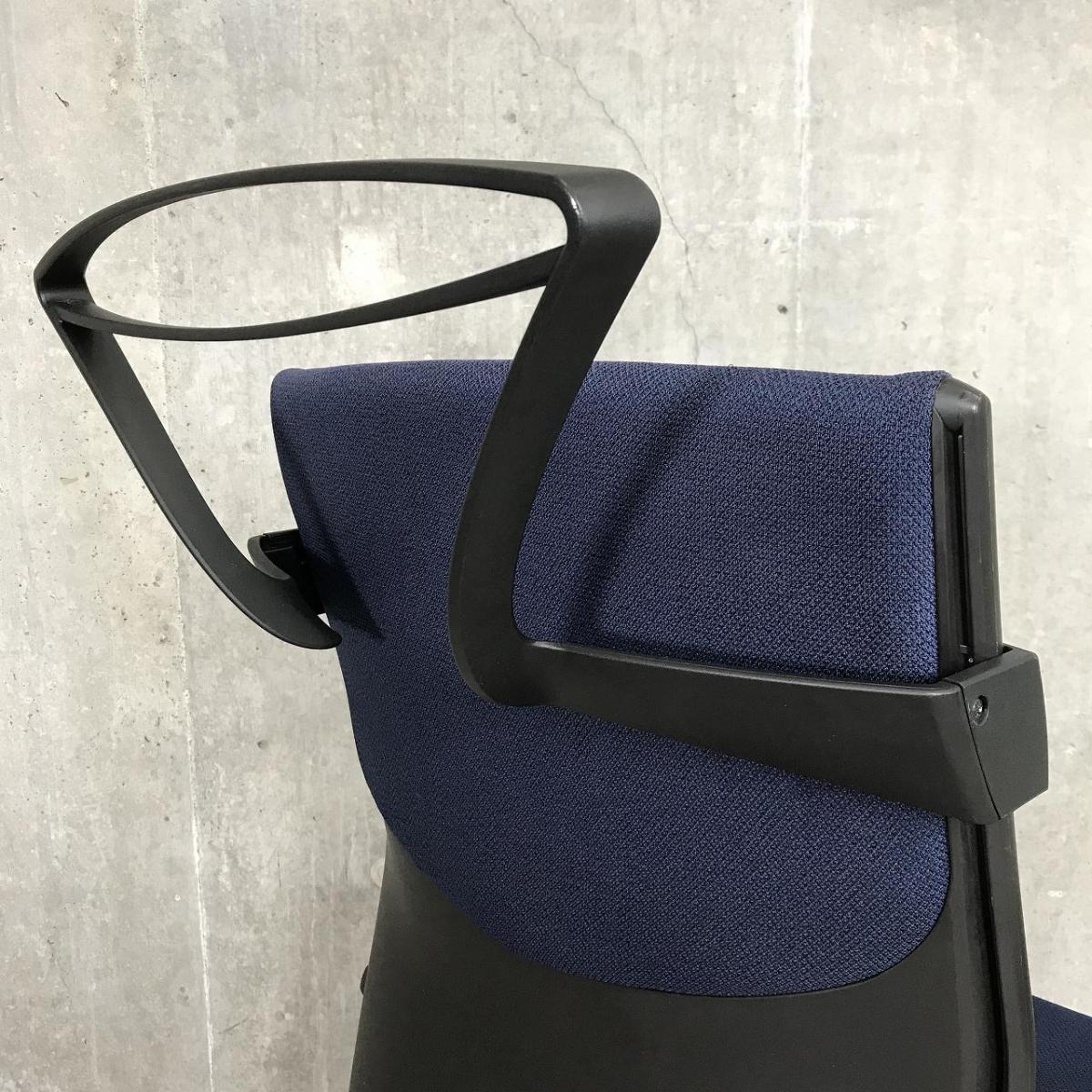 中古】エスクード C496ZR FFW4 オカムラ/okamura 肘付ハイバック