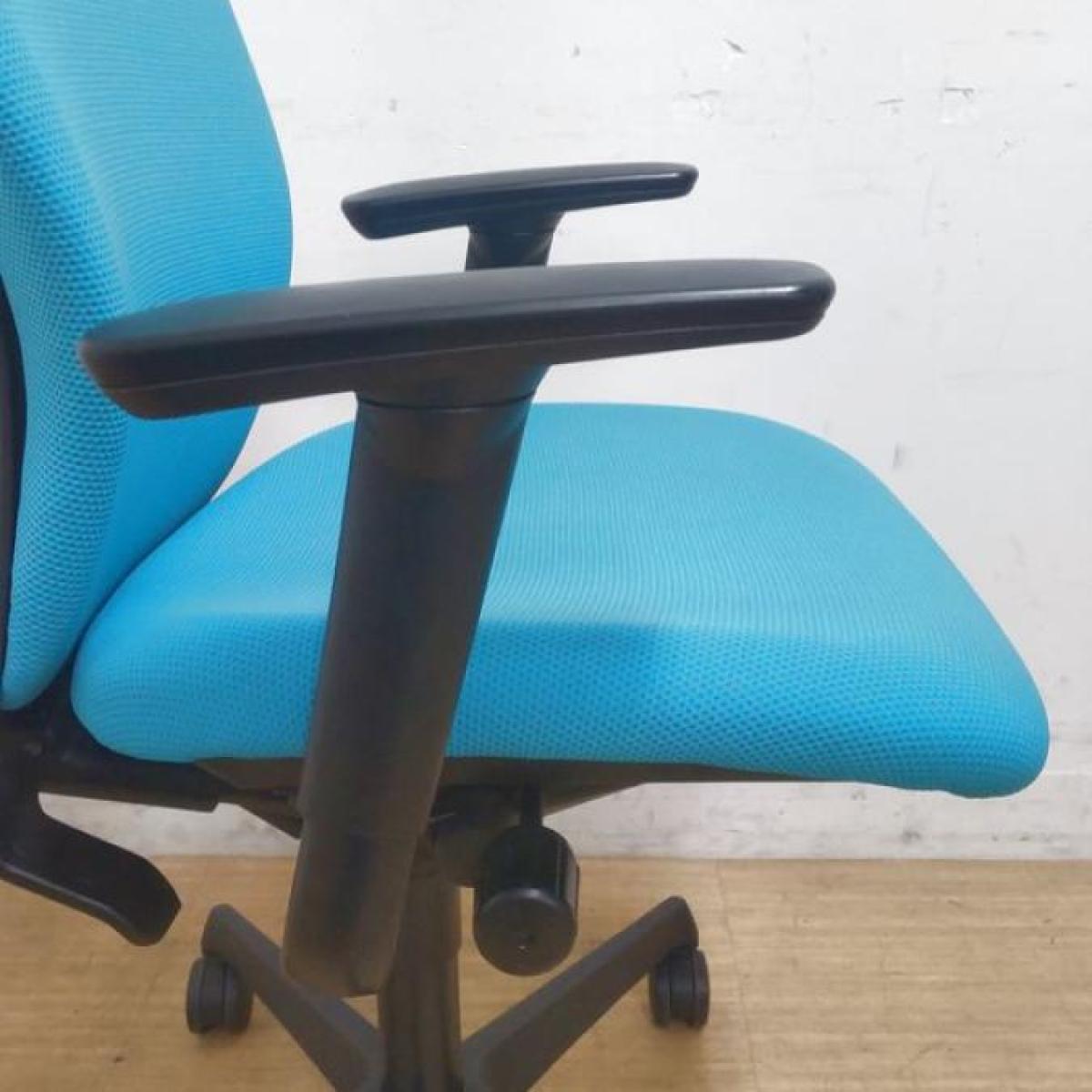 中古】スラート C385ZR FSG6 オカムラ/okamura 肘付ハイバック