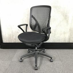【関東倉庫在庫品】【快適な座り心地を実現するチェア！】■イナバ製　yera　肘付ハイバックチェア　■ブラック【弊社使用欄：A00970918】【ECBMC】【在庫入替セール品につき限定特価！】