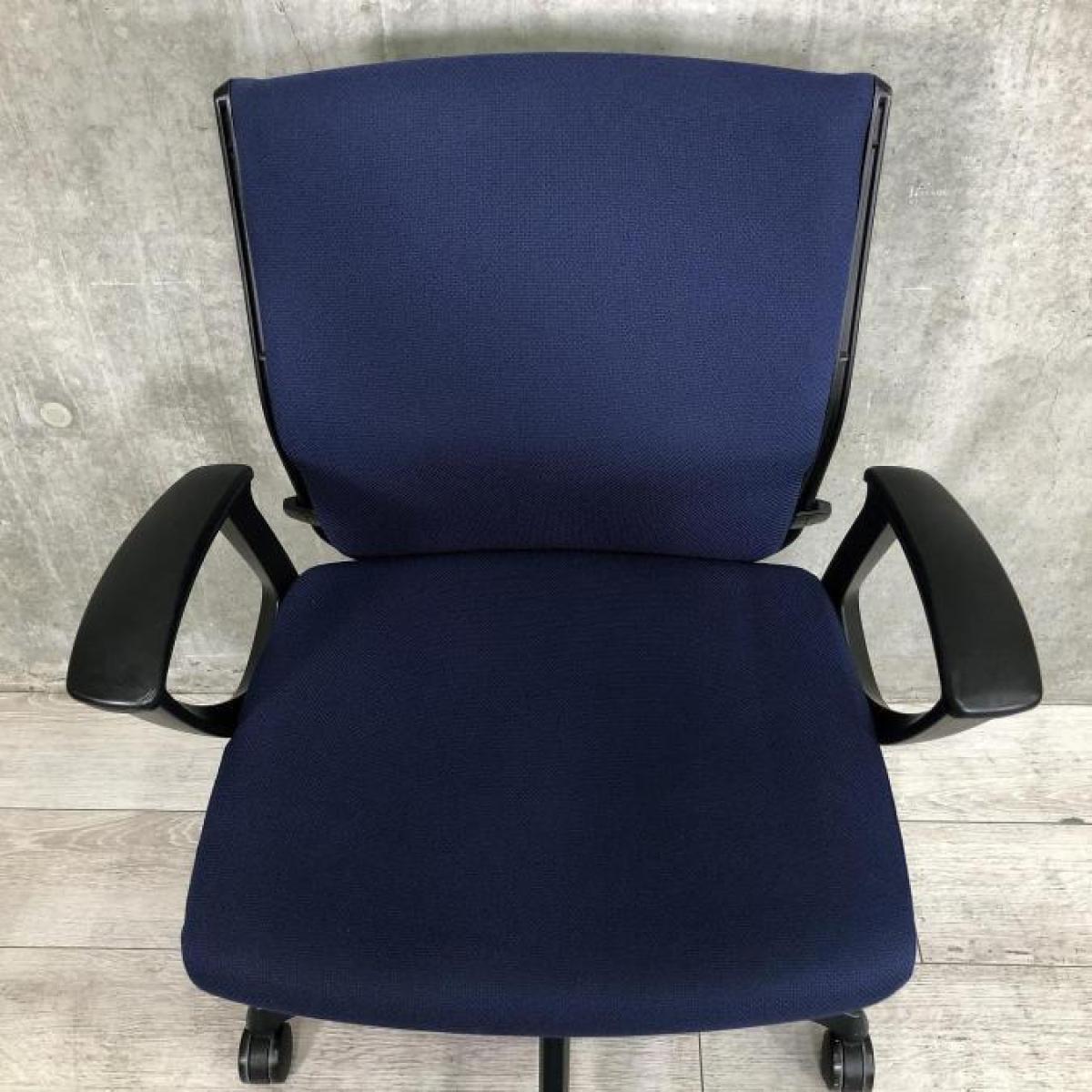 中古】エスクード C443ZR-FFW4 オカムラ/okamura 肘付ローバック 中古】エスクード C443ZR-FFW4 オカムラ/okamura 肘付ローバック