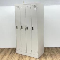 【限定１台】コクヨ製　定番のLKシリーズ　ニューグレー　急な増員用にもオススメ　4人用ロッカー！！