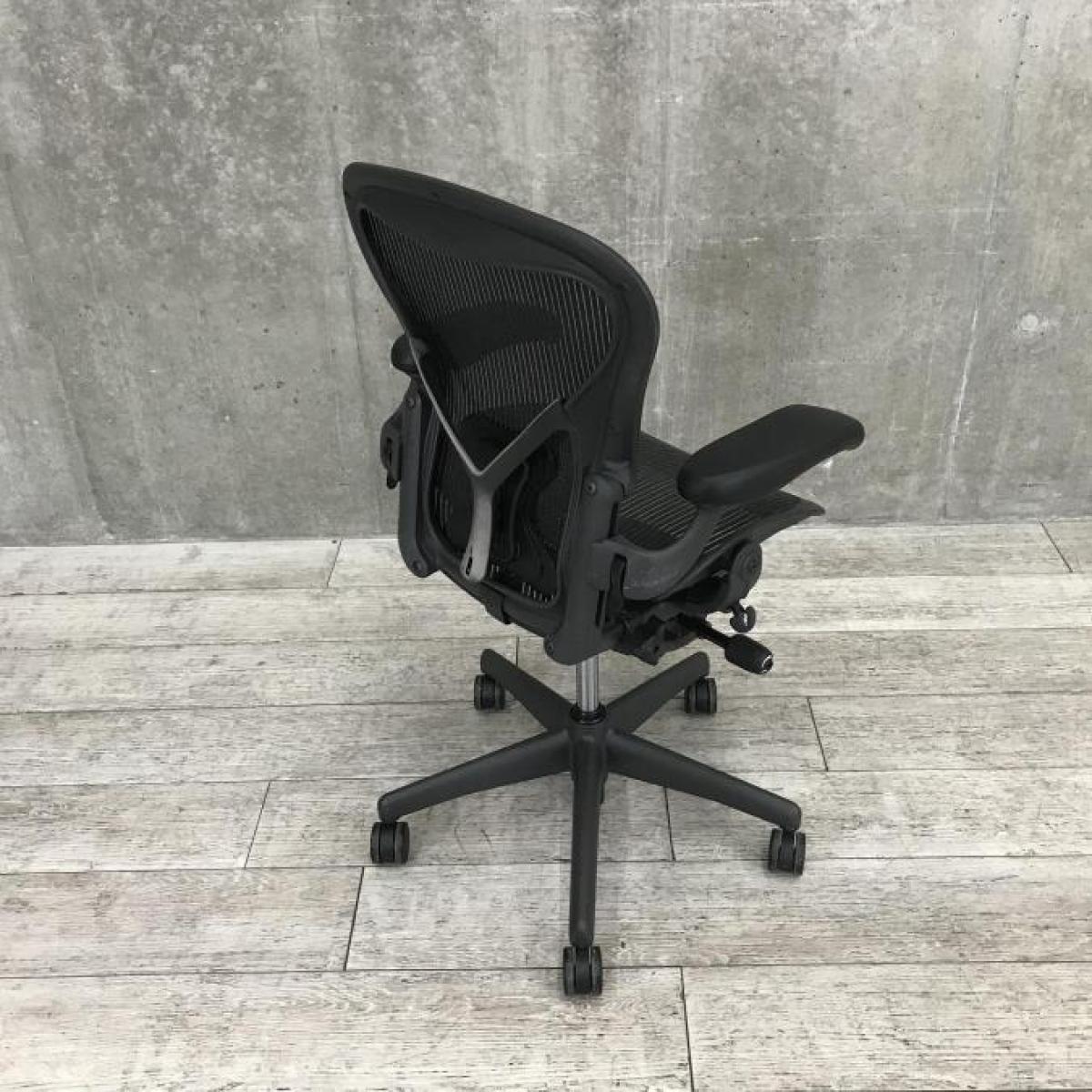 中古】アーロンチェア(ポスチャー フル装備) Herman Miller 中古】アーロンチェア(ポスチャー フル装備) Herman Miller