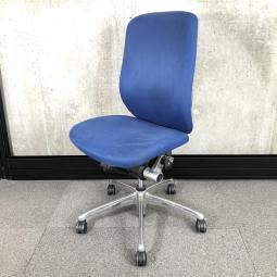 【関東倉庫在庫品】【ワーカーの姿勢をサポートするチェア！】■オカムラ製　ゼファー　肘無ハイバックチェア　■ブルー【弊社使用欄：A00980510】【ECBMC】【在庫入替セール品につき限定特価！】