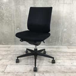 【定価約8万円】【人気のブラックカラーOAチェア】■コクヨ製　ウィザード　肘無しOAチェア【弊社使用欄：A01007289】