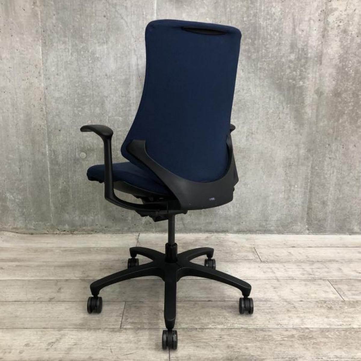 中古】エフクロス イトーキ/ITOKI 肘付ハイバックチェア 516743 中古】エフクロス イトーキ/ITOKI 肘付ハイバックチェア 516743
