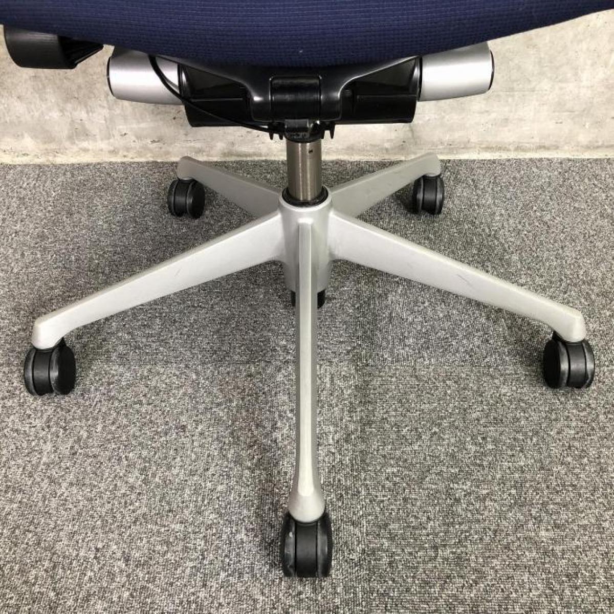 中古】バロンメッシュチェア CP83DR-FDF4 オカムラ/okamura 肘付 中古】バロンメッシュチェア CP83DR-FDF4 オカムラ/okamura 肘付