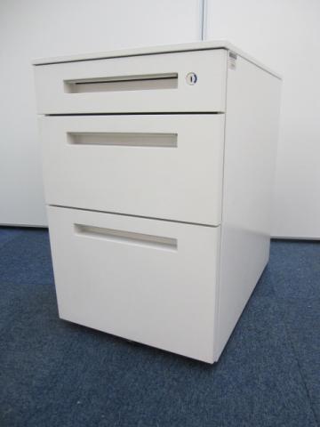 イトーキ（ITOKI） ワゴン3段 一覧 - 中古オフィス家具なら