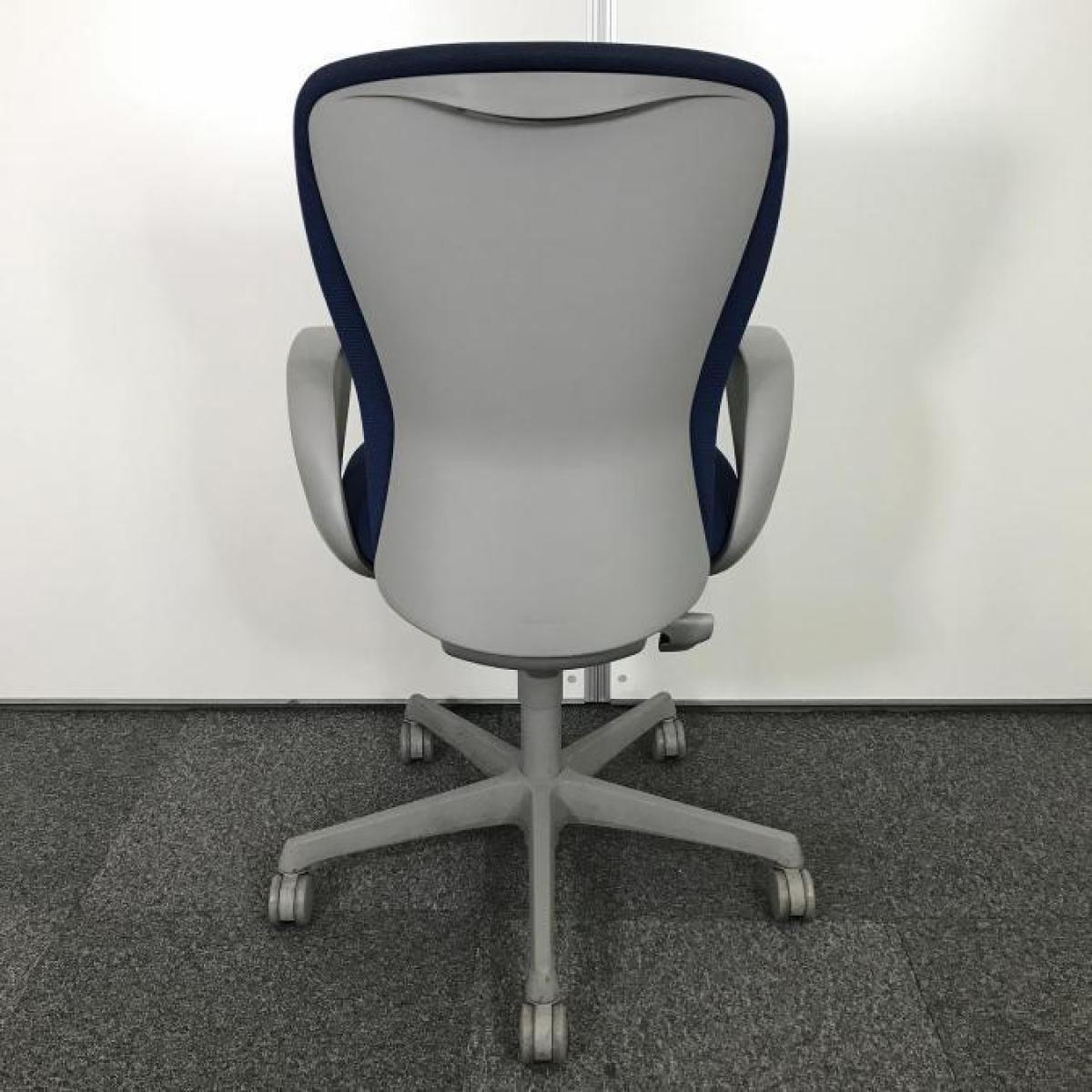 中古】スラート オカムラ/okamura 肘付ハイバックチェア 516859 中古】スラート オカムラ/okamura 肘付ハイバックチェア 516859