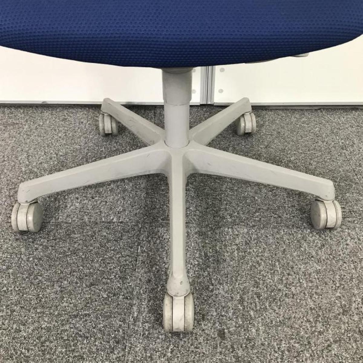 中古】スラート オカムラ/okamura 肘付ハイバックチェア 516859 中古】スラート オカムラ/okamura 肘付ハイバックチェア 516859