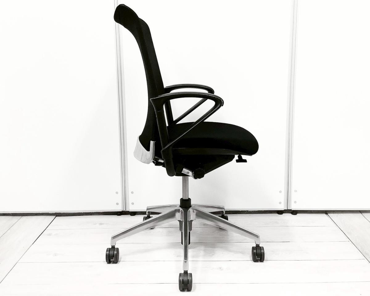 中古】プラオαチェア イトーキ/ITOKI 肘付ハイバックチェア