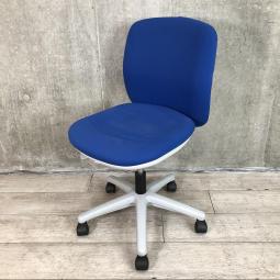 【関東倉庫在庫品】【お手頃価格のシンプルなチェア！】■ウチダ製　エニーザ　肘無ローバックチェア　■ブルー【弊社使用欄：A00962975】【ECBMC】【在庫入替セール品につき限定特価！】