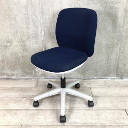 【関東倉庫在庫品】【お手頃価格のシンプルなチェア！】■ウチダ製　エニーザ　肘無ローバックチェア　■ブルー【弊社使用欄：A00977274】【ECBMC】【在庫入替セール品につき限定特価！】