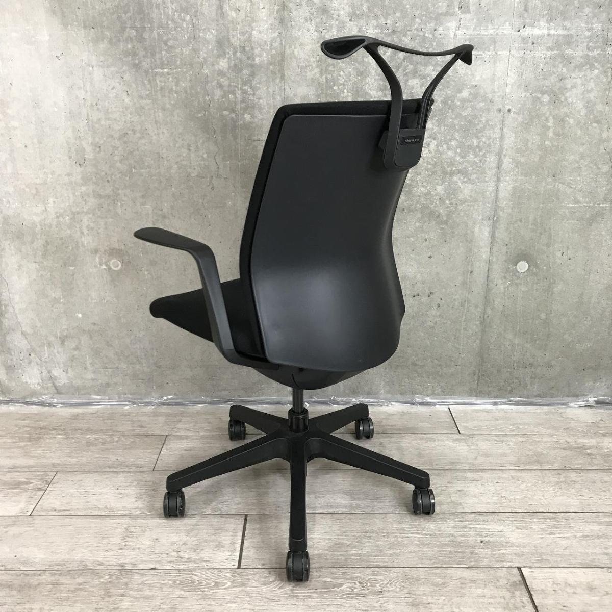 中古】オムネス C545ZR FBA1 オカムラ/okamura 肘付ローバック 中古】オムネス C545ZR FBA1 オカムラ/okamura 肘付ローバック