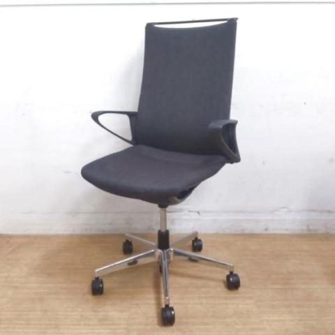 オカムラ(okamura) 肘付ハイバックチェア 一覧 - 中古オフィス オカムラ(okamura) 肘付ハイバックチェア 一覧 - 中古オフィス