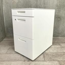【10台大量入荷】【倉庫在庫品】【フリーアドレスデスク向けスタンダードワゴン！】　■コクヨ製　GTワゴンシリーズ　ホワイト　フリアド用　H680mm　■シリンダー錠　買増　入替　事務所開設　お引っ越し　オフィスバスターズ　梅田本店