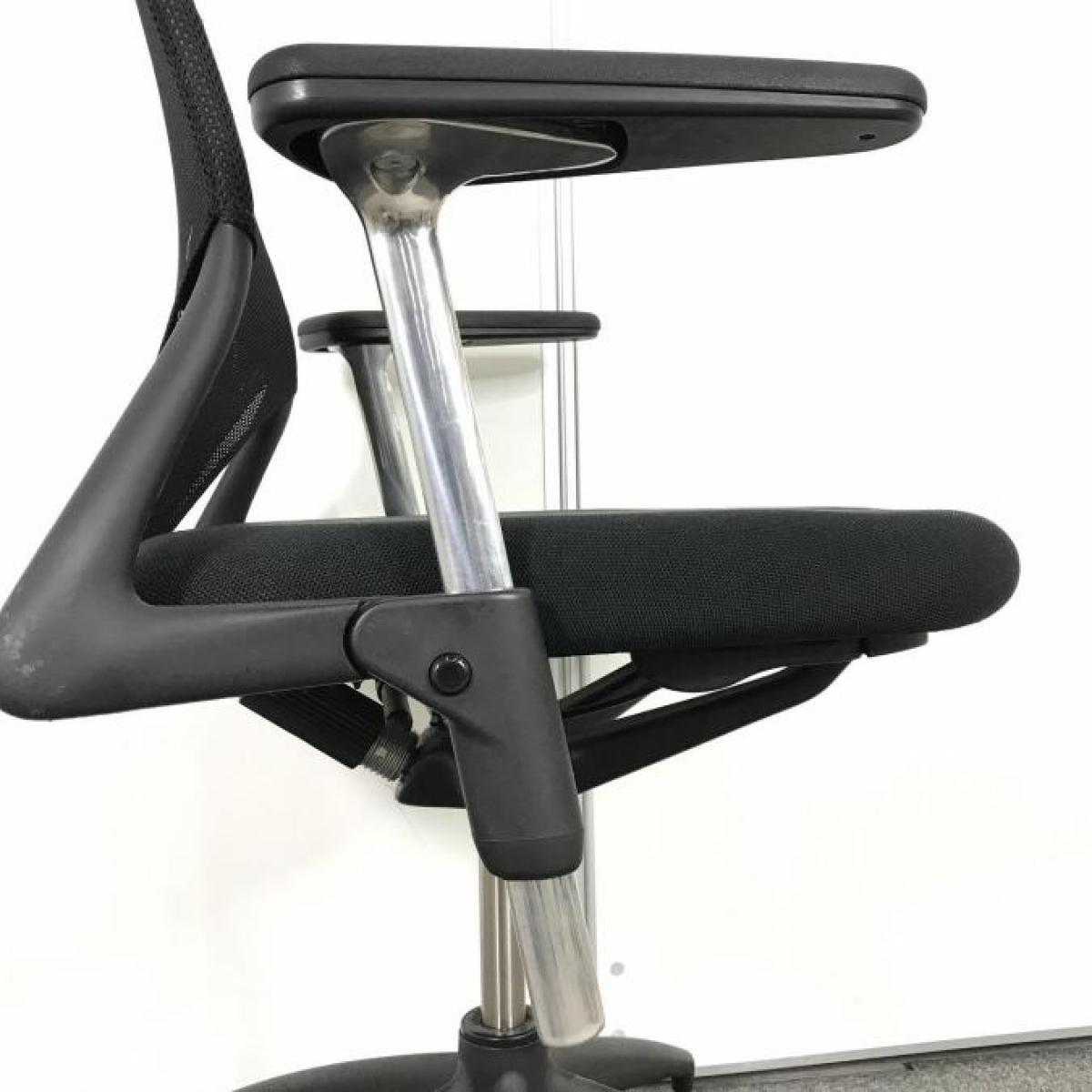 中古】メダ2チェア vitra/ヴィトラ 肘付ハイバックチェア