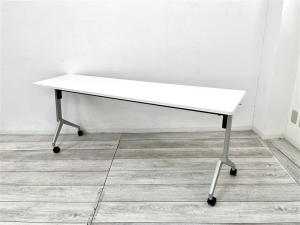 【定価約10万円】【折り畳み可能！キャスター付きで移動も簡単！】■コクヨ/リーフライン　■スタックテーブル　■ホワイト　※幕板無